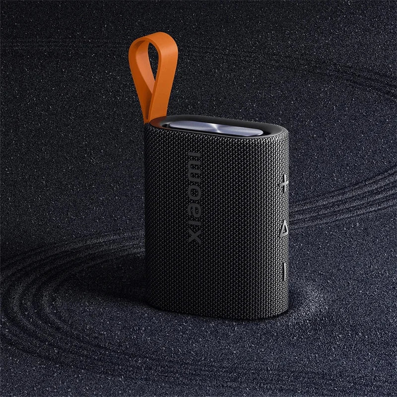 đ Caixa de Som Xiaomi Sound Pocket | Bluetooth 5.4 | Ă Prova d'Ăgua IP67 | Som EstĂ©reo TWS | 10h de Bateria | Microfone Integrado
